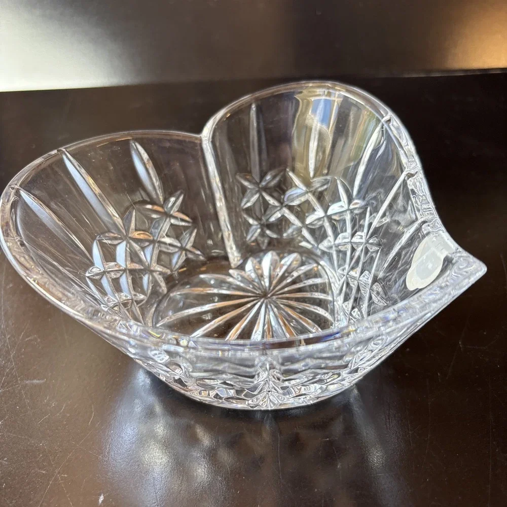 Waterford Crystal Lismore Heart Shaped Bowl (Z5)